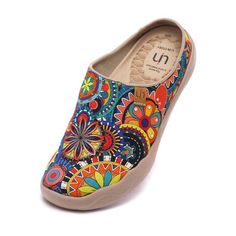 Casual Art, Simple Shoes, Hidden Messages, Travel Shoes, Slip On Mules, Comfortable Flats, Painted Shoes, Hendrix, Paisley Pattern