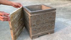 DIY - Cement Ideas Tips // Create flower pot molds from wood and cement ... Wood And Cement, Cement Ideas, Diy Cement, Cement Pots, Concrete Art, Landscaping Ideas, Flower Pot, Cement, Flower Pots