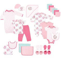 Luvable Friends 24-piece gift cubes feature all your baby essential needs in one easy to purchase baby package. All pieces in the gift cube are designed to coordinate together to make dressing your little one fun, convenient and easy. Our gift cubes make a great baby shower gift. Luvable Friends Baby Girl Layette Gift Cube, Floral is a great baby essentials set for your little one. Cute Pink Gift Sets, Baby Products Packaging, Baby Layette, Baby Basics, Vinyl Bag, Layette Set, Baby Girl Shower Gifts, Buy Buy Baby