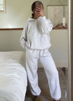 2 Piece Outfits Lounge Hoodie Sweatsuit Sets Oversized Sweatshirt Baggy Fall Fashion Sweatpants with Pockets. #cozyfit #cozyaesthetic #comfy #loungeset #lounge #aesthetic #amazonfinds #bestamazonfinds #greyset #cutesets #outfitideas #fitideas Sweatsuit Set Aesthetic, Cute Sweatsuit Outfits, Sweat Sets Aesthetic, Bodysuit Sweatpants Outfit, Cute Sweat Sets, Matching Sweatsuit Outfits, Matching Sweatpants Outfit, Cute Tracksuits, Comfy Sweatpants Outfit