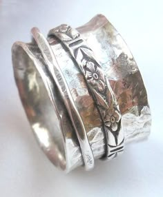 Forged Sterling Silver Spinning Ring made by susanlambertdesigns Uk Rings, Pretty Ring, Small Rings, Silver Jewellery, Metal Jewelry