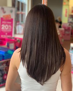 U Cut Hairstyle, V Cut Hair, V Shaped Haircut, V Shape Hair, Medium Length Hair Straight, V Hair, Haircuts For Medium Length Hair, Straight Hair Cuts, Layered Haircuts For Medium Hair