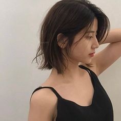 Kpop Short Hair, Textured Haircut, Korean Short Hair, Hair Inspiration Short, Haircuts For Medium Hair, Asian Hair, Korean Hairstyle, Short Hair Cuts For Women