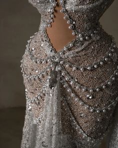 Apperal Fashion, Diamond Prom Dresses, Creative Clothing, Bling Fashion, Sequin Wedding, Mermaid Wedding Dresses, Veil Hairstyles, Ankle Length Dress, Column Dress