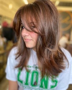 Long Layered Cut with Curtain Bangs Haircut Ideas For Girls Teens Long, Long Hairstyles For Teenage Girl, Girls Curtain Bangs, Hairstyle For Teenage Girl, Girl Haircut With Bangs, Teenage Haircuts For Girls Medium, Hair Cut Inspo Teen Girl Medium, Hair Cuts For Teens Girls Medium Layers, Teenager Haircut Girl