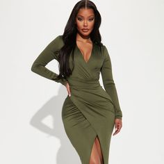 Long Sleeve Ruched Olive Green Midi Dress, 93% Polyester, Spandex 7%, Stretch Material. Olive Green Midi Dress, Midi Dress Long Sleeve, Green Long Sleeve Dress, Olive Dress, Eyes On Me, Olive Green Dresses, Ruched Midi Dress, African Clothing Styles, Maxi Shirt Dress