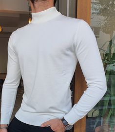 Collection : AUTUMN / WINTER - 21 - 22Production : Special and limited edition available!Sweater : Slim fit long sleeve half turtleneck sweaterSweater color :whiteSweater material: 90% VISCOSE 10% ELESTANPackage included : custom sweater coverAvailable size : S-M-L-XL-XXL Winter High Neck Turtleneck, White Stretch Turtleneck For Winter, Classic White Turtleneck With Ribbed Cuffs, Winter White High Neck Sweater For Winter, High Neck Winter White Sweater, White Polo Sweater For Fall, Winter White Long Sleeve Turtleneck, High Neck Polo Sweater For Fall, White Long Sleeve Turtleneck With Ribbed Cuffs