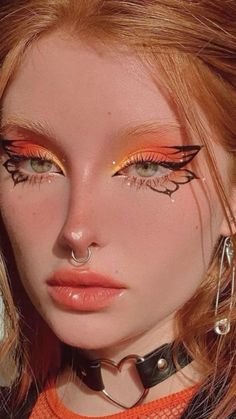 Festival Make Up, Maquillage On Fleek, Concert Ideas, Butterfly Makeup, Orange Makeup, Cute Eye Makeup, Graphic Makeup, Makijaż Smokey Eye, Dope Makeup