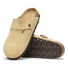 Boston Clog Birkenstock Birkenstock, Birkenstock Flip Flops, Birkenstock Boston Suede, Birkenstock Clogs, Men's Shoes Accessories, Mens Boots Casual, Suede Clogs, Birkenstock Women, Boston Clog