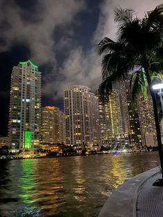 #miami #downtown #city #ocean #oceanfront #skyline #views #citylife #citygirl Miami Downtown, Miami Aesthetic, Miami Skyline, Downtown Miami, City Pictures, Dream Vacation, Ocean City, 2024 Vision