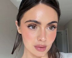 Trucco Glam, Mekap Mata, Classy Makeup, Clean Girl Makeup, Soft Makeup Looks, Smink Inspiration, Dewy Makeup, Wedding Hair Makeup, Clean Makeup