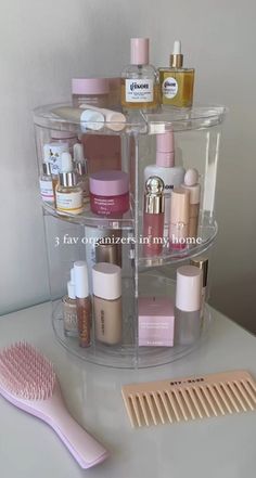 Skin Care Organizer, Skincare Shelf, Rotating Makeup Organizer, Rangement Makeup, Vanity Ideas, Skincare Organization, Storage Display