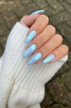 43 Of The Best Winter Nail Designs and Winter Nails of 2023 You Will Absolutely Love Blue Chrome Nails, Cute Christmas Nails, Easy Nails, Her Nails, Snowflake Nails, Christmas Nails Acrylic