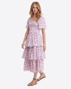 Deana Tiered Smocked Dress in Berry Print – Draper James Sunday Dresses, Berry Print, Church Fits, Pink Dress Casual, Cherry Dress, Draper James, Midi Dress Summer, Smocked Dress, Print Pink