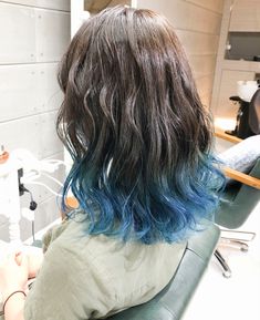 Asian Hair Color Blue, Blue Gradient Hair Color, Haircuts Straight Hair, Short Hair Color, Unique Hairstyles, Blue Ombre, Manado