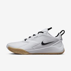 the nike zoom basketball shoe in white and black