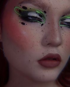 Catwalk Makeup, Alien Makeup, Punk Makeup, Alien Aesthetic, Alternative Makeup