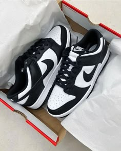 Air Force 1 Noir, Panda Shoes, Black And White Nike, Jordan Shoes Retro