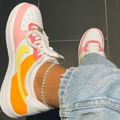 Painted Nikes, Nike Shoes Air Force, Nike Shoes Girls, Preppy Shoes, All Nike Shoes, Orange Shoes, Cute Nike Shoes, Fresh Shoes, Cute Sneakers