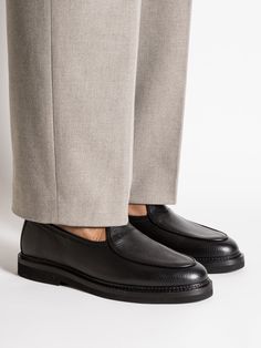 Jacques Solovière Paris | LEX ALL BLACK Black Loafers Men, Gents Shoes, Mens Black Dress Shoes, Black Leather Dress Shoes, Comfortable Footwear, Black Dress Shoes, Guys Clothing Styles, Mens Fashion Classy, Men's Footwear