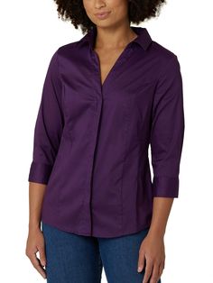 PRICES MAY VARY. Relaxed fit Button placket Semi-fitted design for a figure-flattering fit. Perfect White Shirt, Tunic Styles, Poplin Shirt, Work Shirts, Quarter Sleeve, Three Quarter Sleeves, Cut And Style, Cool Shirts, Types Of Sleeves