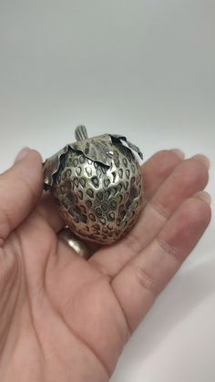 Antique 800 Silver Fruit Shape Strawbery Trinket Snuff Pill - Etsy Fruit Shape, Funky Jewelry, Pill Boxes, Silver Box, Purse Accessories, Rare Antique, Makers Mark, Trinket Boxes, Romania