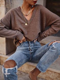 Style Inspiration for Every Type of Woman #styleinspiration #1970s #1970sfashion #1980s #1980sfasion #womanoutfits #fashionactivation #womanslook January Outfits, Dressy Winter, Outfits Cold, Cute Winter Outfits, Instagram Outfits, Brunch Outfit, Thanksgiving Outfit, Outfits Winter