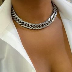 This bold chain necklace is the ultimate statement piece you need in your jewelry collection. Project your inner confidence and exude icon status with this unique choker. Complete the look with the matching Icon bracelet. Silver or 18k Gold plated Stainless steel Water and tarnish-resistant 16in Unique Choker, Roddy Ricch, Play Your Cards Right, Inner Confidence, Necklace Inspiration, Silver Choker Necklace, Bold Necklace, Silver Chain Necklace, Bracelet Silver