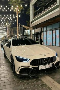 https://www.instagram.com/carbuzzez/ مرسيدس بنز, Dream Cars Mercedes, Mclaren P1, Mercedes Car, White Car, Mercedes Benz Cars