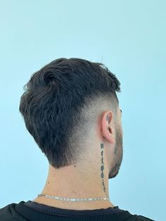 fade barbearia corte masculino mullet moicano Low Taper Mullet Straight Hair, Mullet With Fade, Mullet Fade Men, Fade Mullet, Mullet Fade, Boy Braids Hairstyles, Braids For Boys