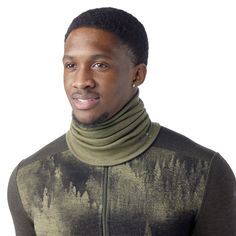 Cold-weather activities call for the right cold-weather gear, especially for your neck and face. Made with a blend of 100% Merino wool and an interlocking knit, this Thermal Merino Reversible Neck Gaiter provides everything you need: enhanced comfort, breathability, thermoregulation, and odor resistance. Plus, it's double-layered for extra warmth. Flip this reversible gaiter around for a whole new look for the next day’s activities. | Smartwool Thermal Merino Reversible Neck Gaiter in Winter Mos S Activities, Cold Weather Activities, Wool Accessories, Weather Activities, Cold Weather Gear, Belt Purse, Neck Gaiters, Neck Gaiter, Skirt Leggings