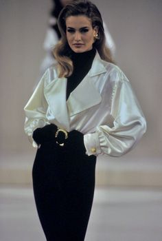 Classic Style Icons, Beauty And Fashion, Anne Klein, Old Money, The Label, Style Icons, Classic Style, Money, Black