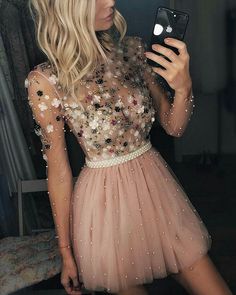 eres _____ de 17 años. millonaria cabello negro. tienes una mejor am… #acción # Acción # amreading # books # wattpad Evening Dress Long, Amanda Dress, 파티 드레스, Graduation Dresses, Short Prom Dress, Beauty Dress, Sparkly Dress, Short Prom, Prom Dresses Short