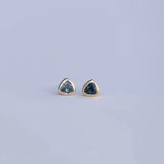 Fête Studs: sapphire studs earrings solid gold Earrings Sapphire, Sapphire Earrings Studs, Teal Sapphire, Info Design, Jewel Colors, Sapphire Studs, Garnet Earrings, Jade Ring, Yellow Stone