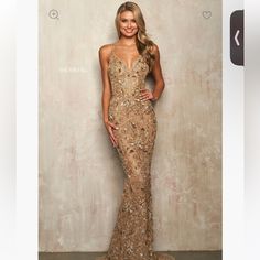 Gorgeous Gown In Perfect Condition Worn Once. So Elegant Perfect For Events! Price Ngociable :) Glamorous Beige Prom Gown, Sherri Hill Gowns, Gold Gown, Sherri Hill Dresses, Sherri Hill, Gorgeous Gowns, Dress Ideas, Prom Dress, Prom Dresses