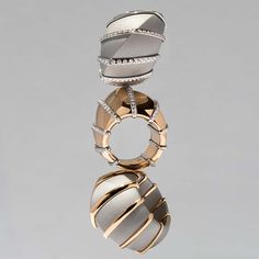 A new design that conveys contemporary elegance, characterized by pure lines and bold shapes. Inspired by the clean forms of modern sculpture, the Ardis collection exudes an organic yet abstract energy, a hallmark of Vhernier’s design philosophy. Handcrafted in the Vhernier workshops, this cocktail ring is adorned with diamond-set sculptural ridges in 18k white gold. 135 diamonds weighing 0.85 total carats Designed and handmade in Milan Parametric Jewelry, Contemporary Rings, Bulgari Jewelry, Jewerly Designs, Rolex Watches For Men, Contemporary Ring, Modern Sculpture, Jewelry Repair, Silver Gifts