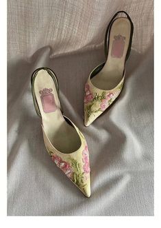 Lasaky - Vintage High Heel Shoes with Embroidered Pointed Toe Design Heels 2023, Women Pumps Shoes, Vintage High Heels, Wedding Shoes Vintage, Elegant High Heels, Vintage Heels, Swag Shoes, Wedding Heels, Shoes Dress