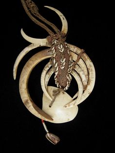 Oceanic Art - Boar's tusk pectoral, Boiken, Papua New Guinea Antler Jewelry, Bone Jewelry, 다크 판타지, Middle Of Nowhere, New Guinea, Ocean Art