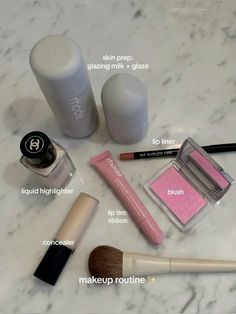 Softer Lips, Rhode Skin, Haut Routine, Makeup Bag Essentials, Concealer Makeup, Fancy Makeup, Pat Mcgrath