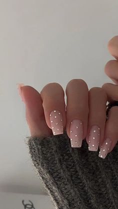 Photo edited by Airbrush #retouch #airbrush #photoeditor #airbrushfilter #xmas #newyear #holiday Bf Nails Ideas, Classy Gem Nails, Square Nails Aesthetic, Engagement Nails, Ballet Nails, Swarovski Nails, Girly Acrylic Nails, French Tip Acrylic Nails, Best Acrylic Nails