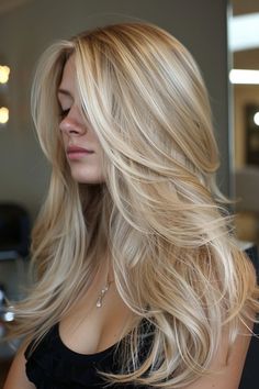 Blonde Hair Color Ideas Layers, Layers For Blonde Hair, Layers Blonde Hair Medium, Long Light Blonde Hair With Layers, Blonde Volume Haircut, Cute Haircuts For Long Hair Blonde, Haircut For Long Hair Ideas, Long Haircuts Blonde, Long Blonde Hair Haircuts