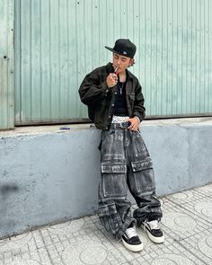 #outfit #streetstyle #streetwear #hiphop Hip Hop Fashion Men, Hiphop Outfit, Chica Hip Hop, Hip Hop Outfits, Cool Street Fashion, Hip Hop Fashion, Pop Fashion, Street Fashion, Custom Clothes