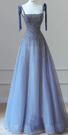 Grey And Blue Dress, Starry Night Prom Dresses, Starry Night Prom Dress Midnight Blue, Prom Dress Indian, Starry Night Prom Dress, Enchanted Prom Dress, Gala Dresses Classy, Long Graduation Dress, Yule Ball Dresses