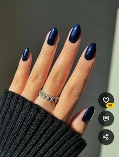 Dark Blue Shiny Nails, Navy Chrome Nails Almond, Dark Blue With Chrome Nails, Dark Blue Shimmer Nails, Dark Blue Metallic Nails, Navy Nails Chrome, Dark Blue Crome Nails, Midnight Blue Chrome Nails, Sparkly Navy Nails