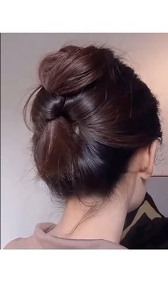 Liliya Poznyakova Hair Education Moscow on Instagram: "…

#hairtutorial #hairstyles #reels #уходзаволосами #прическа" Hair Education, Hair Inspo, Moscow, Education, On Instagram