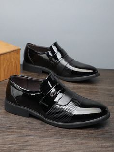 Negro  Collar     Embellished Business Casual Korean, Casual Korean Fashion, Korean Fashion Black, British Style Men, Business Casual Shoes, Casual Leather Shoes, Business Shoes, Loafers Style, Men Loafers