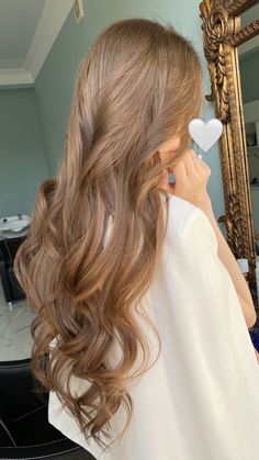 Dark Blonde Hair Olive Skin, Light Brown Hair Full Color, Dark Beige Hair Color, Korean Hair Color Blonde, Aesthetic Light Brown Hair, Milk Tea Brown Hair Color Korean, Pearl Beige Hair, Dark Blonde Aesthetic, Brown Girl Blonde Hair