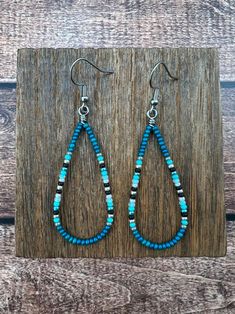 Western, Teardrop, Earring, Drop Earring, Hoop Earring,rodeo - Etsy Round Tuit, Beading Designs, Beaded Projects, Kalispell Mt, Indian Designs, Beaded Jewelry Earrings, Stone Bead Jewelry