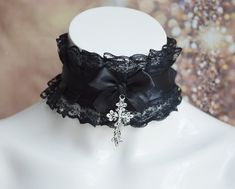 Victorian Gothic Choker, Black Lace Collar, Victorian Gothic Accessories, Gothic Necklace Victorian, Thick Black Choker, Goth Fashion Aesthetic, Goth Collar, Goth Mommy, Black Lace Choker Necklace