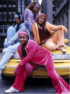 Looks Hip Hop, 00s Mode, The Cheetah Girls, A Moment To Remember, Mode Hippie, Diy Kostüm, 2000s Aesthetic, Spirit Week, 2000s Fashion Outfits